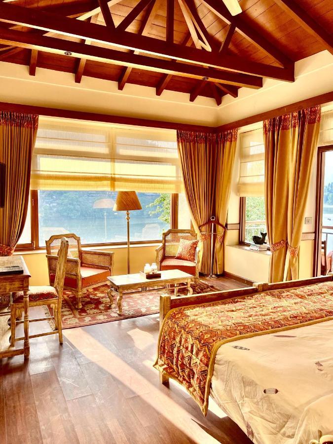 The Fishermen'S Lodge By Leisure Hotels Bhīm Tāl エクステリア 写真